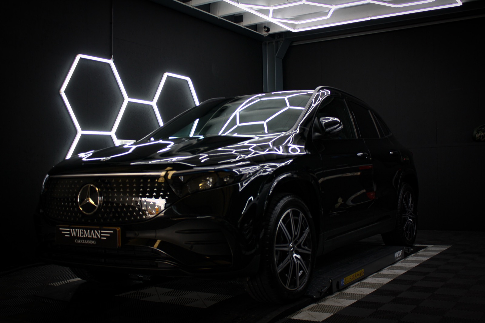 Mercedes-Benz EQA