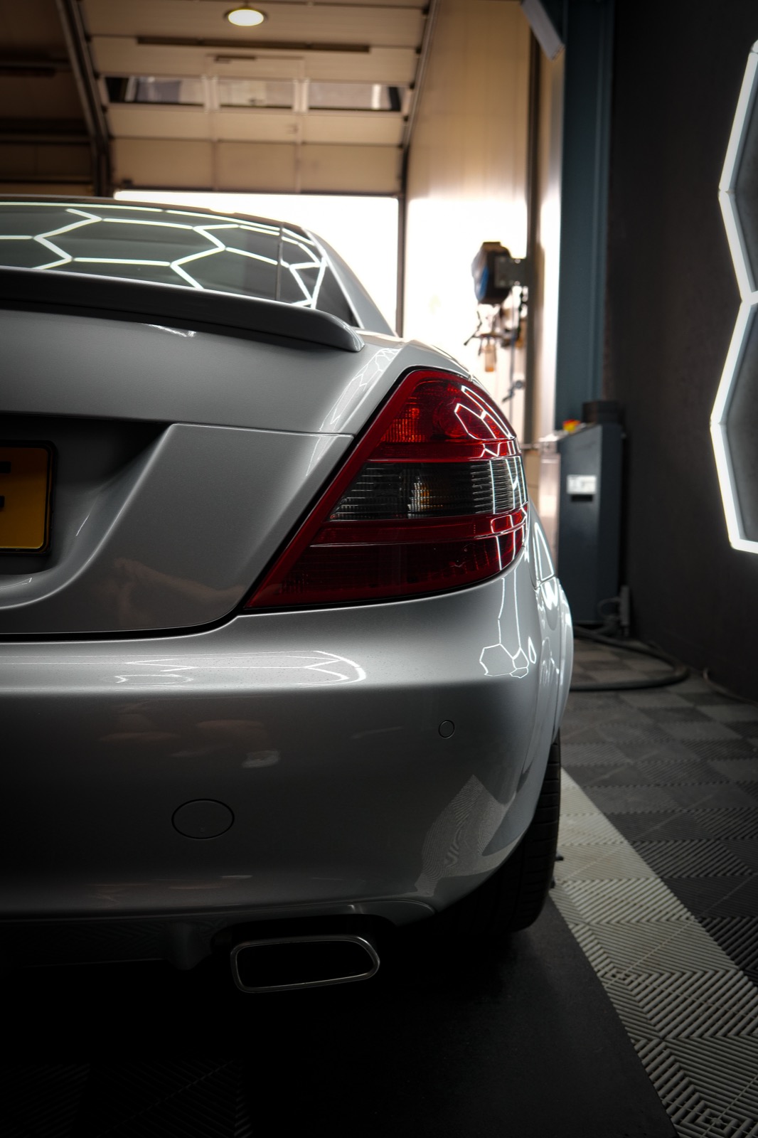 Mercedes-Benz SLK 55 AMG detail 2